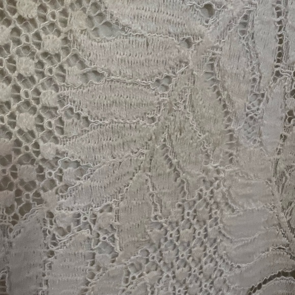 White Fringe Top size M - Picture 4 of 9